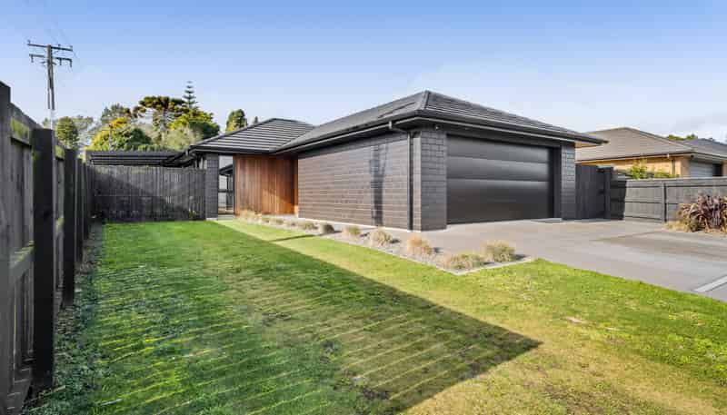 1 Rehua Place, Waiwhakaiho