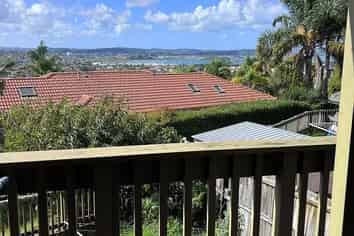 86 Luckens Road, West Harbour