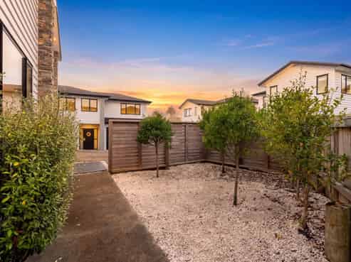 393 Rosedale Road, Albany