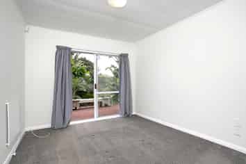 33 Coral Crescent, Panmure