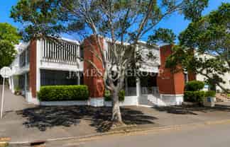 LIVE/WORK WITH THREE BEDROOMS
