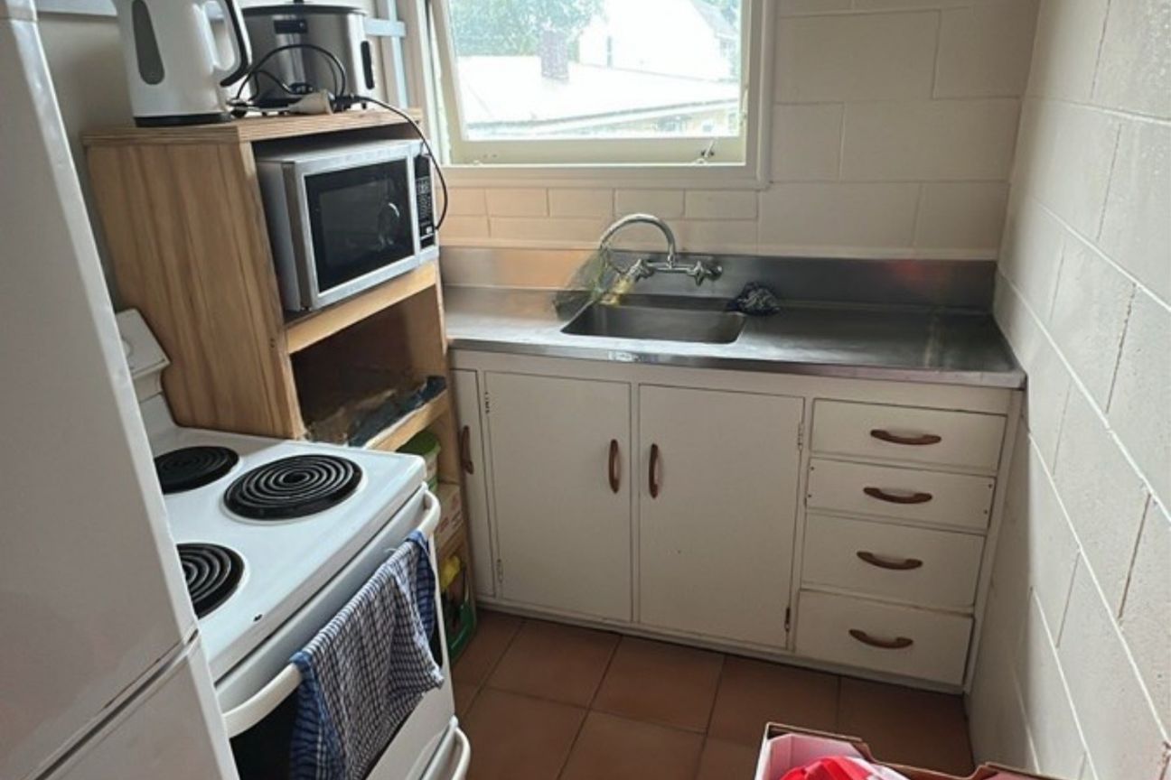 Tucked Away in Hamilton East - Widok 4