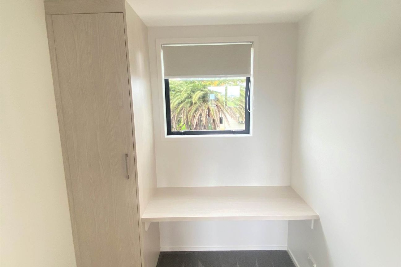 Spacious & Sunny 1 Bedroom! - Widok 5