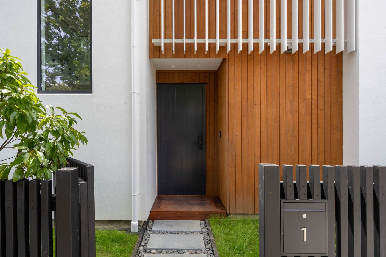 Brand New, Double Westlake Zone - Vista 2