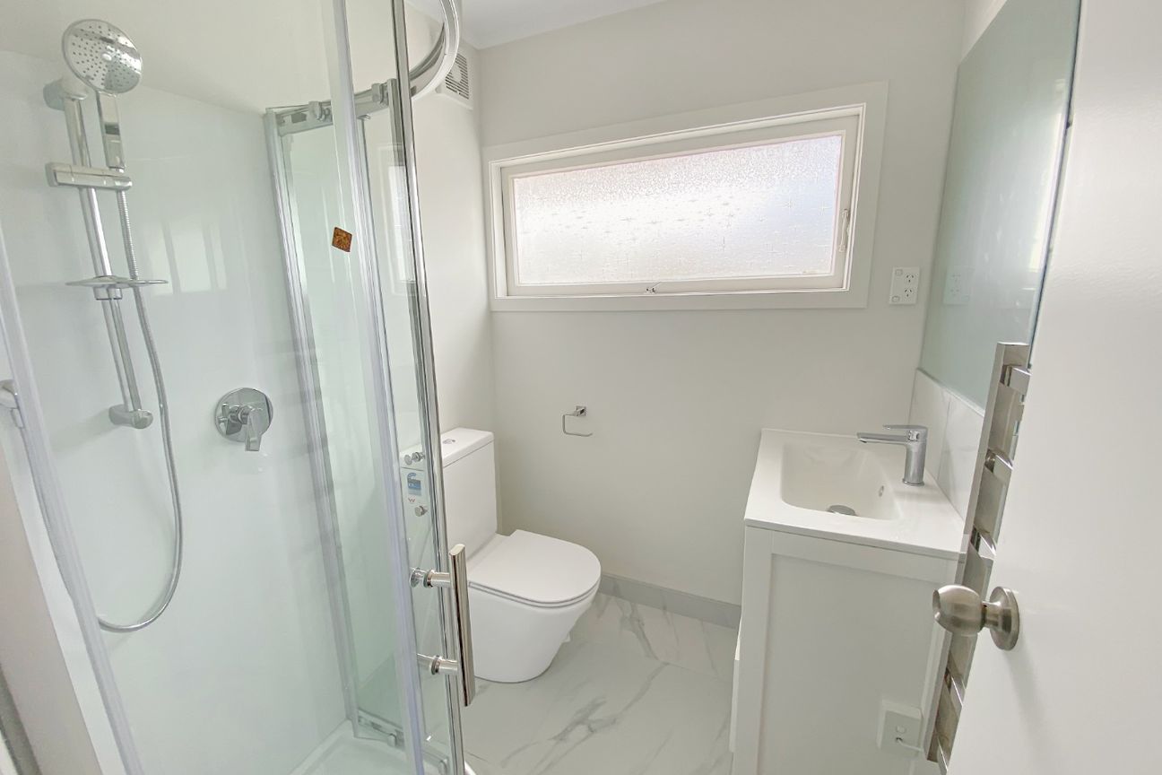 ELLERSLIE - 2 Bedroom, 1 Bathroom - Meer