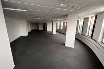 Flexible landlord with multiple options! 