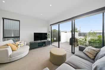 3/6 Oswald Crescent, Paparangi