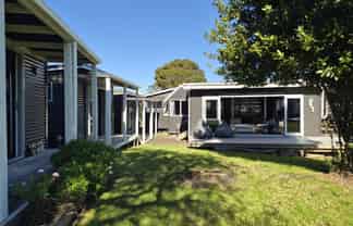111 Miro Place, Matarangi
