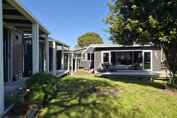 111 Miro Place, Matarangi