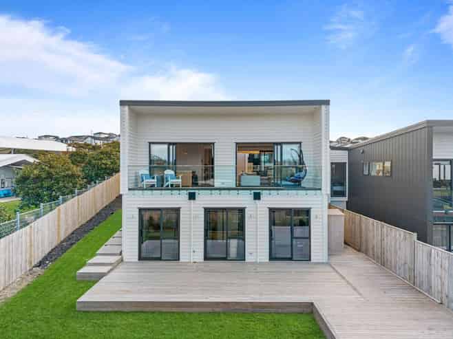 13  Kuhu Way, Millwater