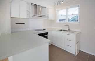 8/3 Picton Street, Howick