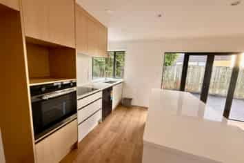 24 Bluebird Crescent, Unsworth Heights