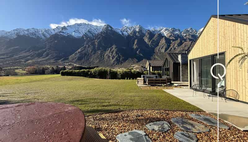 10 Hovingham Court, Jacks Point