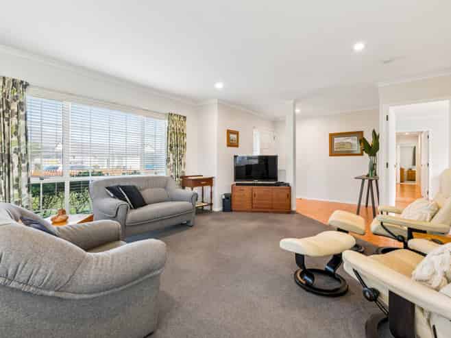 20 Palmcrest Grove, Highland Park