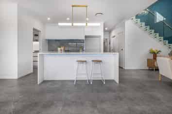 202 John Burke Drive, Aotea