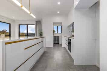 202 John Burke Drive, Aotea