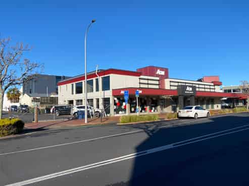 Professional Central City Office With Parking