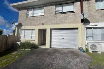 5/81 West Coast Road, Glen Eden