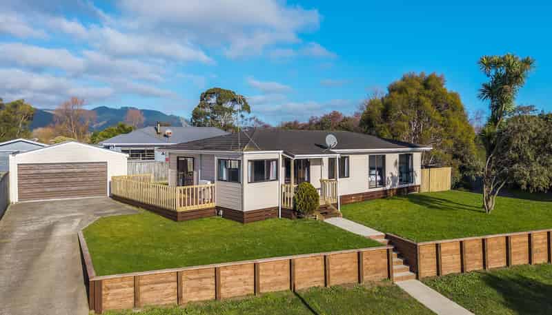 98 Langdale Avenue, PARAPARAUMU