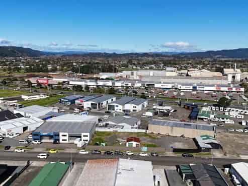 Secure, Tidy Gateway Industrial Unit