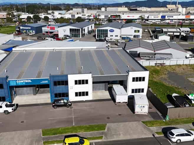 Secure, Tidy Gateway Industrial Unit
