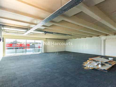 Excellent Office/Studio - Available Now