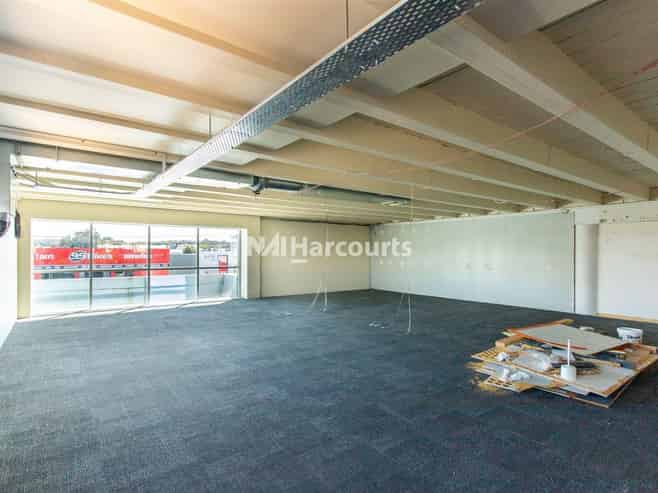 Excellent Office/Studio - Available Now