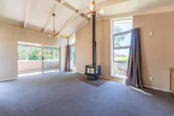 65 Mountain View Road, Glenwood