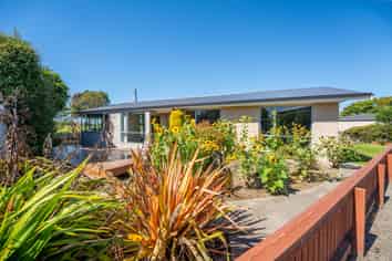 65 Mountain View Road, Glenwood