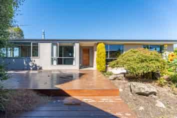 65 Mountain View Road, Glenwood