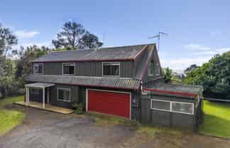 695A Esdaile Road, Whakamarama