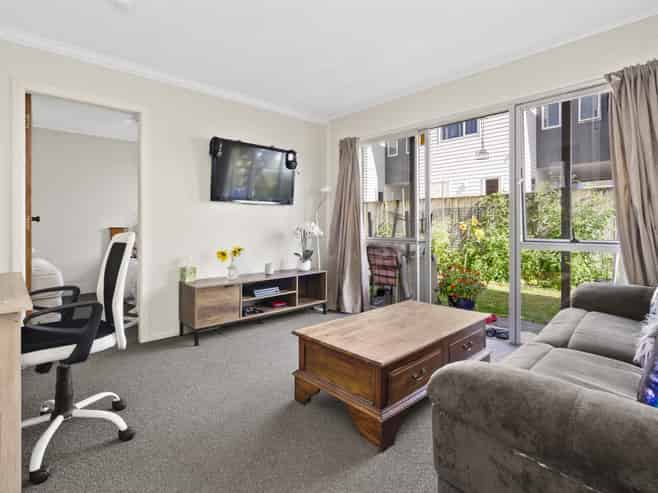 1/45 York Street, Hamilton East