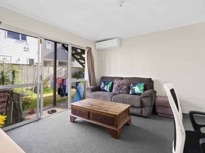 1/45 York Street, Hamilton East