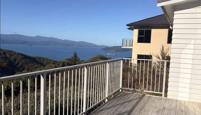 25 Grumman Lane, Newlands