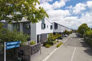 19 Verlamio Lane, Edgeware