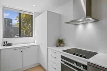 19 Verlamio Lane, Edgeware