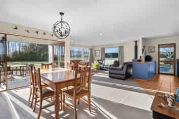 345 Wakanui Road, Elgin