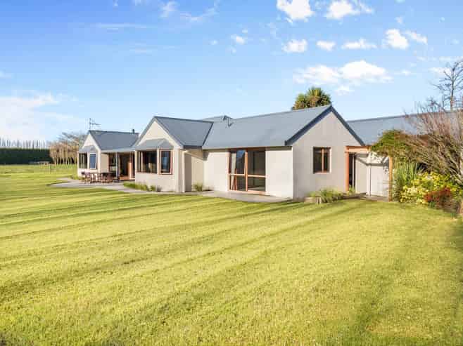 345 Wakanui Road, Elgin