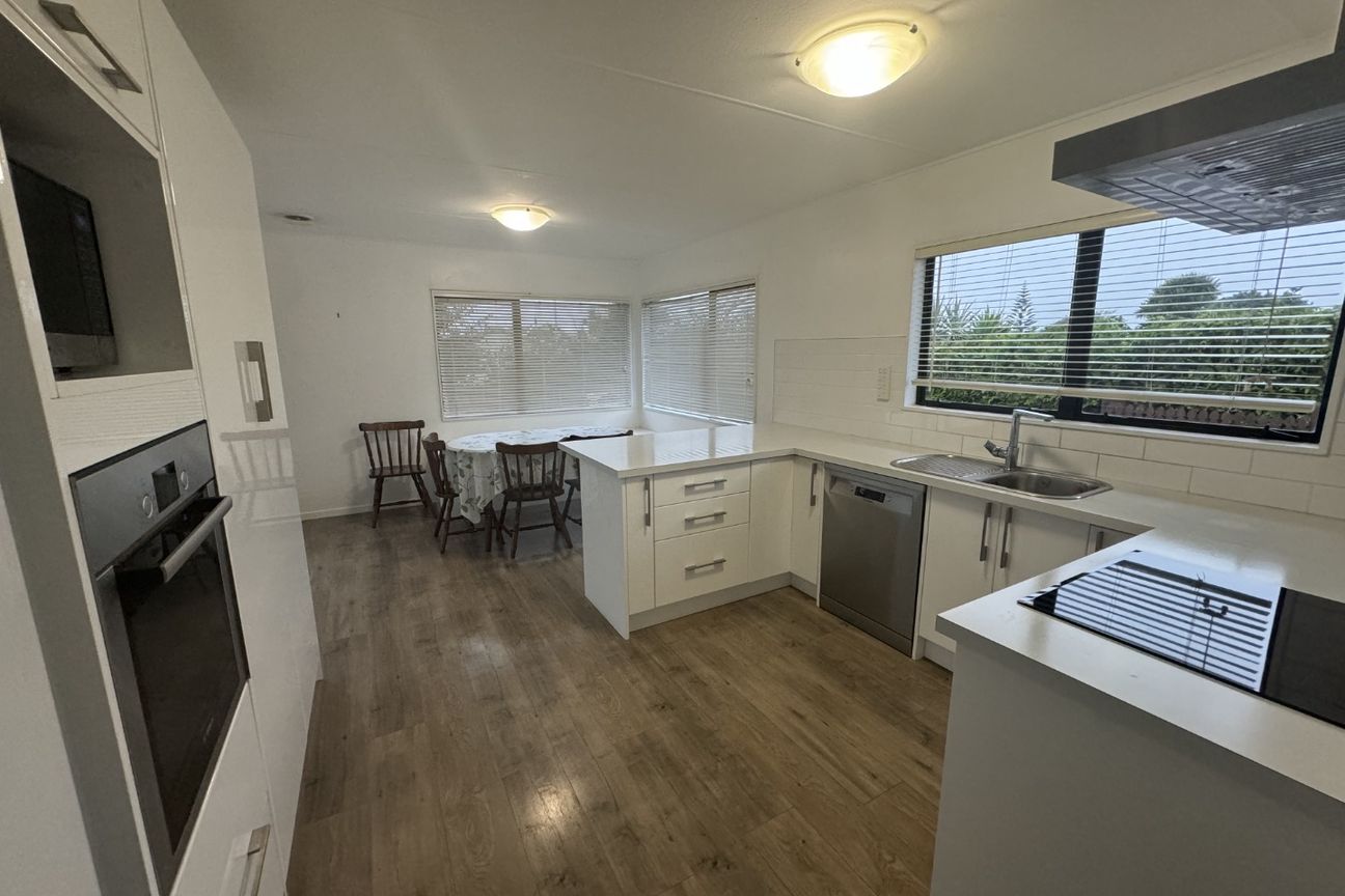 3 Bedroom Home, Paraparaumu - Bild 3