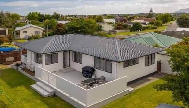 26 Langdale Avenue, Paraparaumu