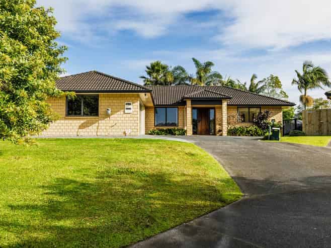 16 Halyard Loop Road, Paihia