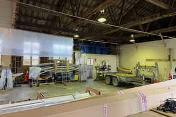 200m² industrial unit with excellent access