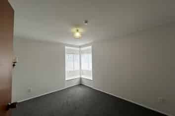 11B Mountain Road, Western Heights