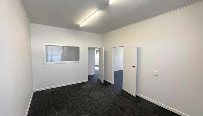 53 Davis Crescent, Newmarket