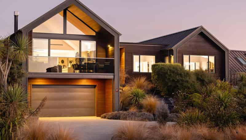 37 McAdam Drive, Jacks Point