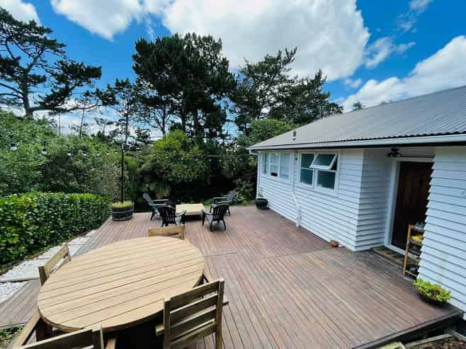 6/331 Royal Road, Massey