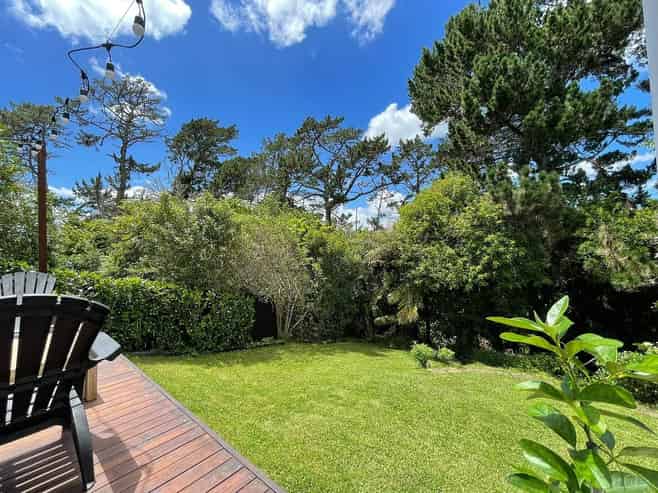 6/331 Royal Road, Massey