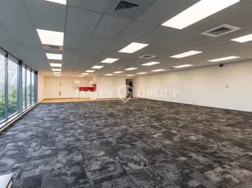 285.5m² Office | Excellent Airport Access