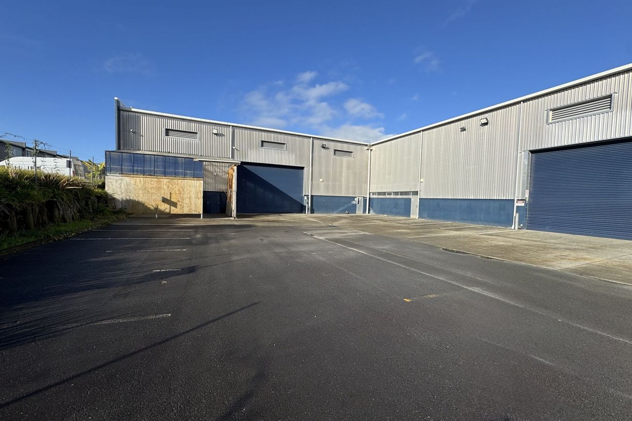 Functional Warehouse in Prime Wiri Location - Widok 4