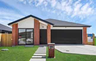 27 Korowhiti Road, Clarks Beach